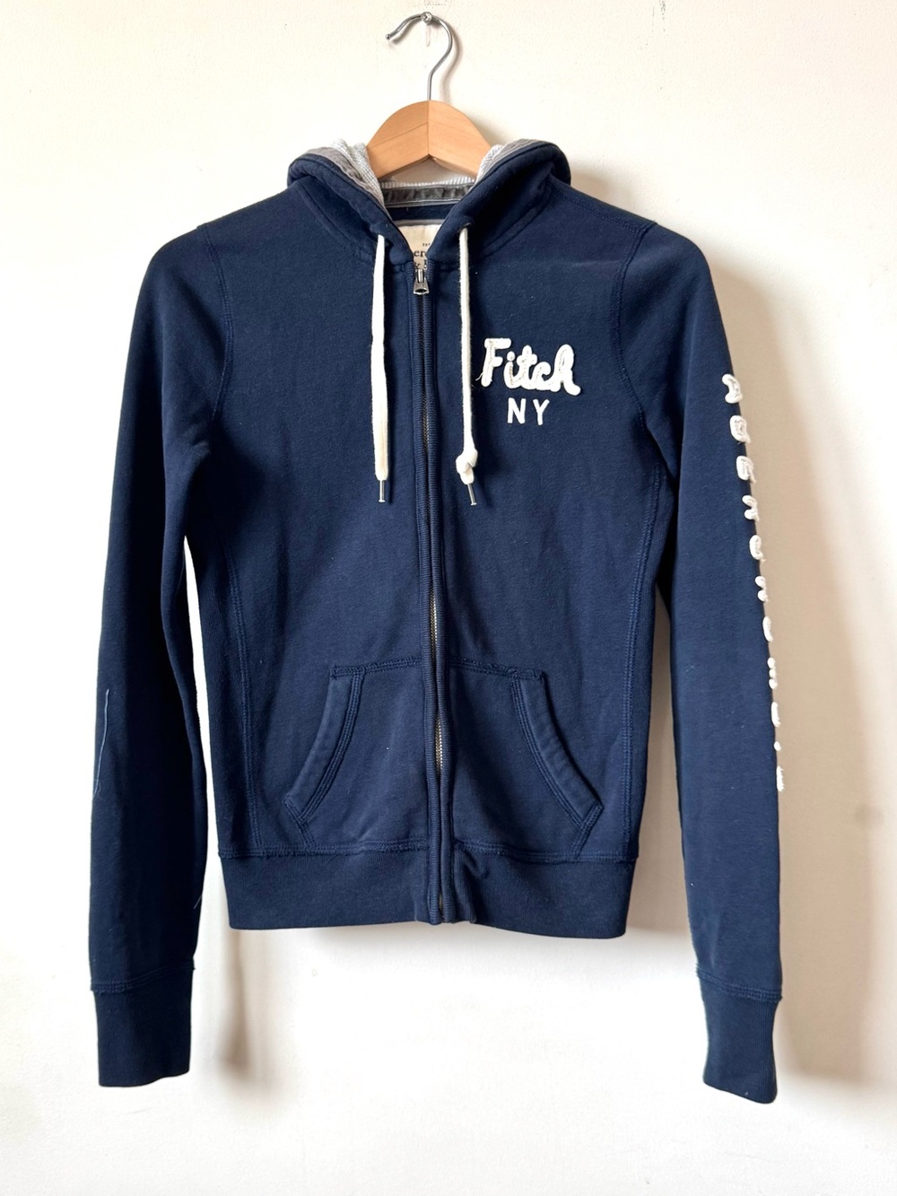 Vintage Y2K Abercrombie & Fitch Size S Women’s Navy Blue Full Zip Hoodie